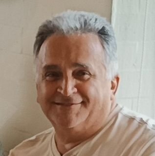 Ingeniero. Ética. Justicia. NO corrupción. NO impunidad. Librepensador. Literatura, Música, Deportes y Cine de calidad. Vivir.