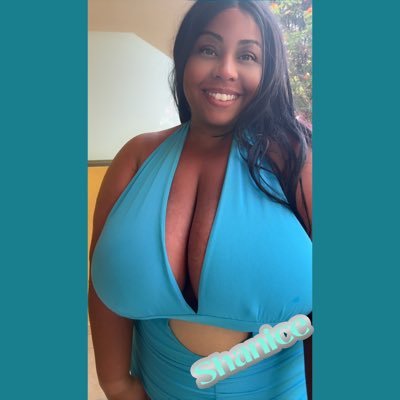 You should know who I am 😛 Good Girl 😜Gone Wild 🤪 Fake Gamer Girl Sassy_Rich 🕹️