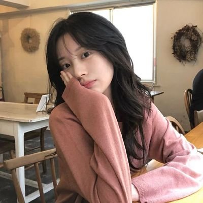 smiaowyi's profile picture. hype acc