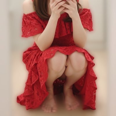 【承認条件】本垢「@pon081pon」サブ垢「@pipi1candy」をフォローしてから、固定ポストにいいね、リプくれた人から優先して承認します。人数次第では打ち切る可能性もあるので条件を満たして優先して入れるように頑張ってね。※一度抜けた人は2度と入れません。