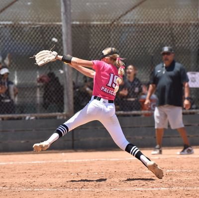 | Wisconsin Lightning 09 16u ⚡l #19 l RHP + MIF + OF l Sussex Hamilton High School 2028 l bitsymp19@gmail.com | 4.1 GPA |