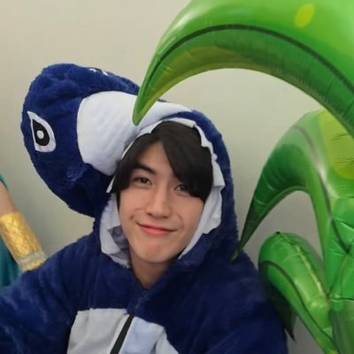 faynovertoo's profile picture. main acc 👉🏻 @puffypeachh ㅣ ଘ(´•3•)⊃━☆ support @jimmyyjp_ , @sea_tawinan ❕🔮🖖🏻