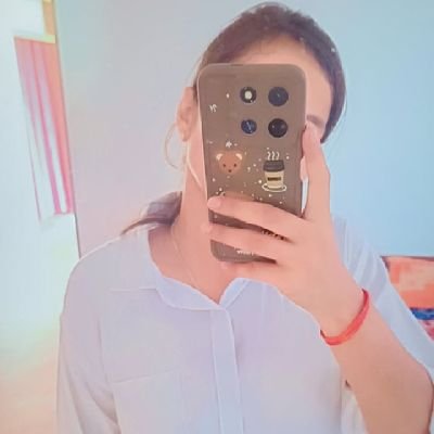 AnanyaShuk0306's profile picture. Law Student👩🏻‍🎓
UP72❤️