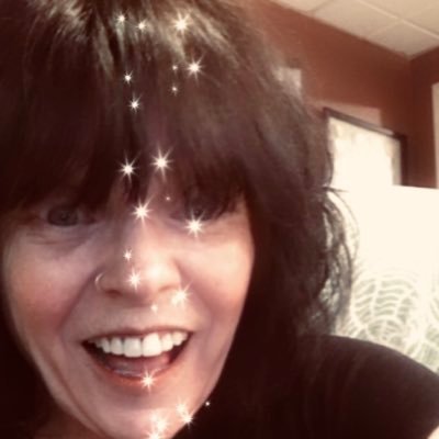 HeartMonger1975's profile picture. 🕶️🐝I have a bad feeling the beginning of the end was last weekend and no one noticed 💙🫦