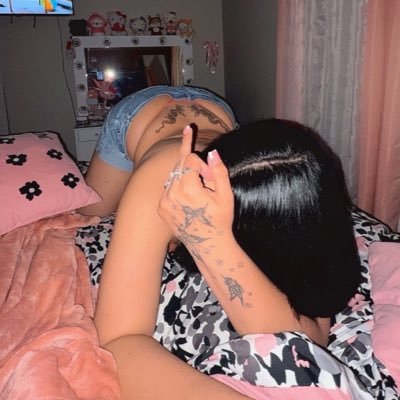 sluttyjess4u's profile picture. dm me for content 💵 and collabs 😈Insta:Jessicathereal1_