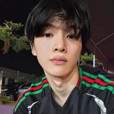 osesscwbshcy's profile picture. 