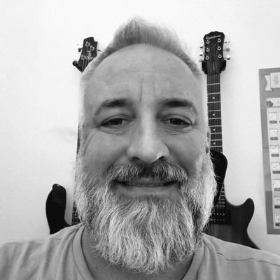 JiNovotny2's profile picture. Nesnáším náboženský fanatiky, komunisty, fašisty, ruSSácký zmrdy a podporovatele teroristů.