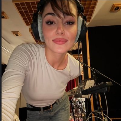 romeounjuliet's profile picture. 