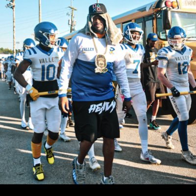 Varsity Dline Coach New Valley High School Troops N Silver3backs Ya Digg 🏈💪🏾🦍🦍