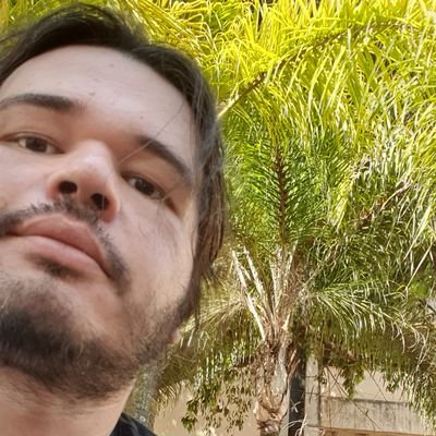 PhD. The politics of literary theory, futurabiliy, and semiocapialism.
Film critic. International Cinephile Society @ICSfilm - Contributing Writer.