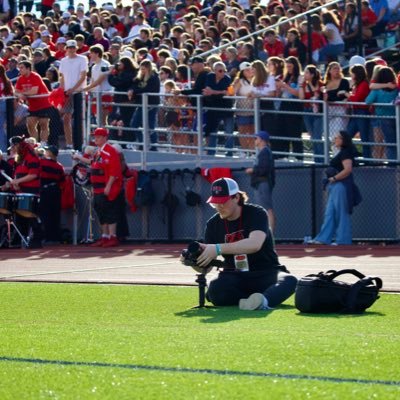 📓🎥📸 | Ephesians 4:32 | Roman Anthony Propagandist | Kristian Campbell Believer | Red Sox Truther | #DirtyWater #GoBlue #LetsGoPens