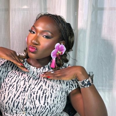 God's delight💫 Pharmacy Student💊August born🧚♀️ J Cole,Tems,Odeal🫡 I bake really nice desserts in Ibadan👩🏾🍳ChelseaFC💙Soft life bby🙏 I hate rubbish🤚🏼