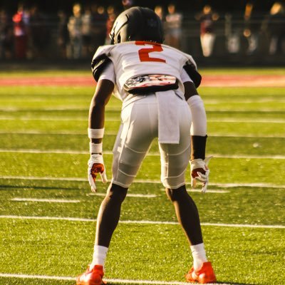 Class of 2028, 3.2gpa 5’10, 153lbs, Jackson Mi Jackson high school ,slot/ CB/QB(2024-2025 Sec white honorable mention)📞517-769-0701 email kylindavis9@gmail.com