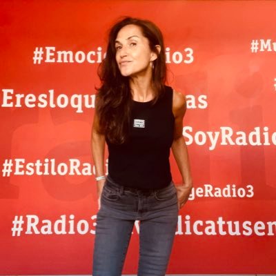 Mujer, madre y periodista. En #180Grados y en #ElTípicoPrograma, con @JulioRodenas. Siempre, en @radio3_rne