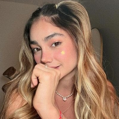 __superposition's profile picture. i apologize if you feel something.