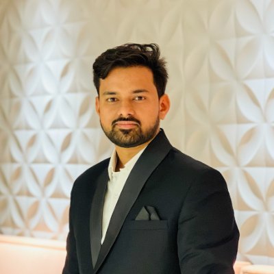 Software Engineer, specializing in web & mobile development. JS React GraphQL Node