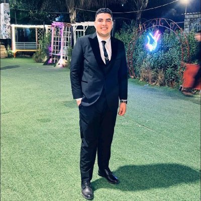 bughunter33's profile picture. a hacker