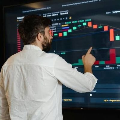 Crypto Trader | Signals & Analysis| Helping you navigate the market. Click the link in my bio to join telegram channel 👇👇👇