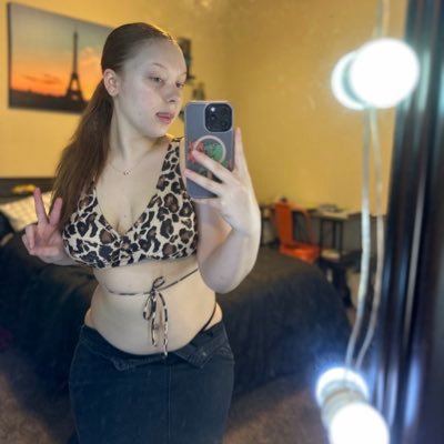 follow my new page just for content @YaGirlKayy2Fine 💗💗