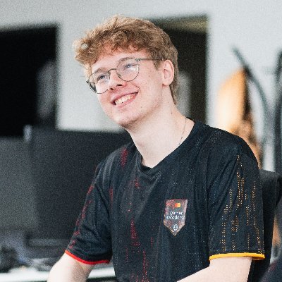 Working @segesports || @G2esports x @MastercardGG Gamer Academy Class of 2025 || Business & Event Management Degree || 🇳🇱/🇬🇧 || finnlo.merry@segesports.com