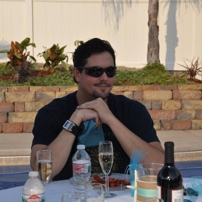 WhiteCakeMedia's profile picture. White Cake Media with William Everett