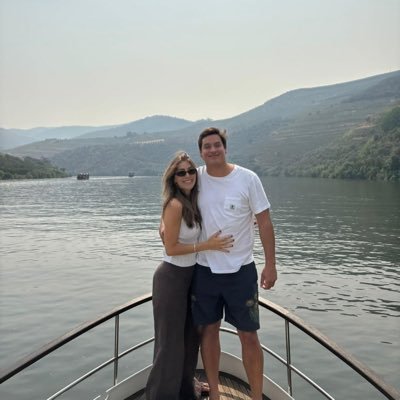 lau_vu64's profile picture. sharing my journey building a b2b software company from scratch to $20m a year