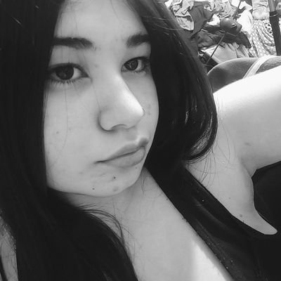 lolaaacostaa's profile picture. ig: lolaaacosta