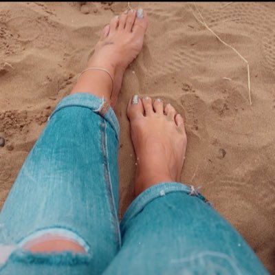 KelSola4's profile picture. Back Up Account because sometimes you get to close to the truth & shutout 👀🙄 main account 👉🏻 @kellysola4 #FlatEarth