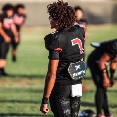 Braylen Thomas |HHS | C/O 2027 | 5’11 155lbs @footballhanford | Sprinter/Hurdler | |Contact +5593627340 |3.3 GPA braylen.thomas09@icloud.com