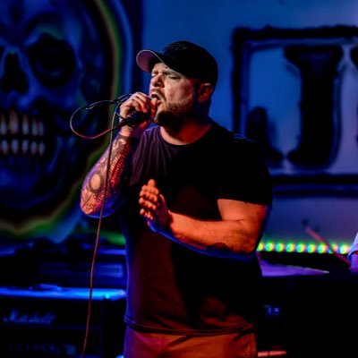 47 • Master Carpenter • Front Man • Raid Leader • Lumberjack • Hugger • Dad • 🇺🇸 https://t.co/qXqqnb4mJP
