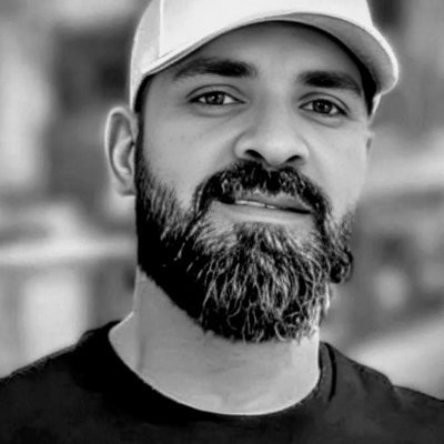 Multilingual, CEO of my destiny.
No detours, no compromises.
Visionary. Disruptor. Unapologetic.
Reposts and comments aren't endorsemen
#MyWayOrTheHighway