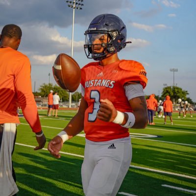 Email-Yoboydub3@gmail.com, QB/ATH 5’11,175, 4.58 dash, @SachseStangs 12TH Grade C/O 2026,