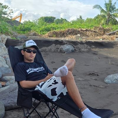 jonisho11_'s profile picture. 222 • ig: jonisho_ surfboi