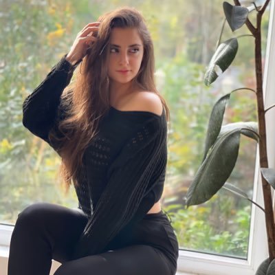 minolita4's profile picture. من دکتر دوستتون هستم🩺