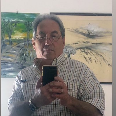 ARTISTA PLÁSTICO 🖼️…Turismo y Tráfico Aéreo, tiendas Carnaby, Lanchas Santos Instagram/Facebook por el mismo nombre y de Los Leonés del Caracas