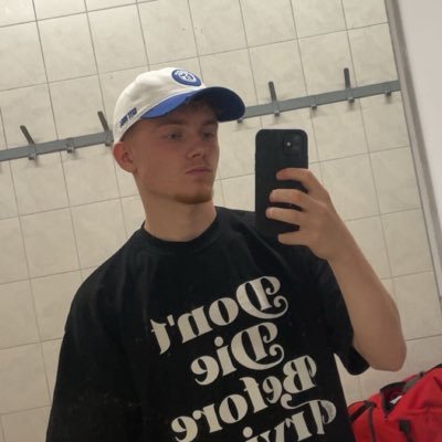 Schalke | Scouting | News | Insider | Kickbase | Der Keer vonna Geschäftsstelle
