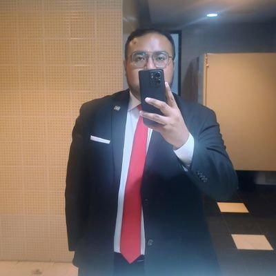 ElvisDamian18's profile picture. Egresado de la Facultad de Estudios Superiores Acatlán en la Licenciatura de Derecho, con grandes aspiraciones profesionales 🧑‍🎓🧑‍🎓