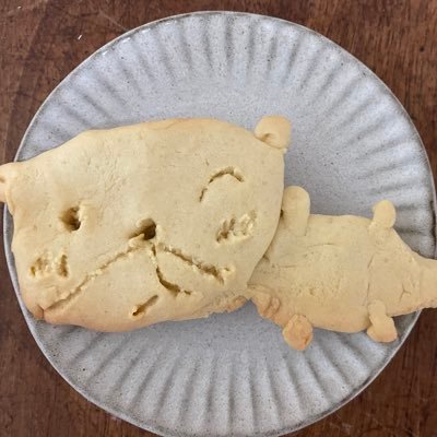 poji_happylife's profile picture. 店長→バイヤー→人事を経てフリーランス挑戦中。 10年ぶりに新卒採用を復活させ100名以上採用達成。 「自分らしく、ほっとできる空間」を届けるため奮闘中。 ✨ 家計管理・投資・働き方の学びを発信中 ✨勧誘、営業DMご遠慮ください！