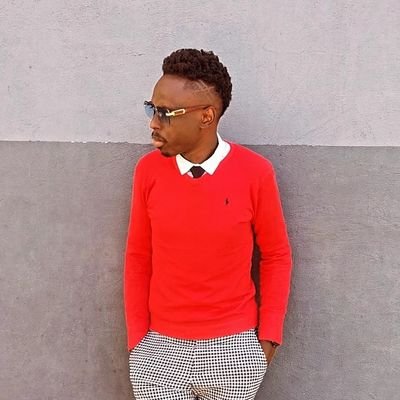I have learnt to know who amongst my friends are not my friends /fun/kind/full of love/ @AfroTainmentSA fan /Resident DJ (Gqom addict)/ @orlandopirates☠️🏴☠️