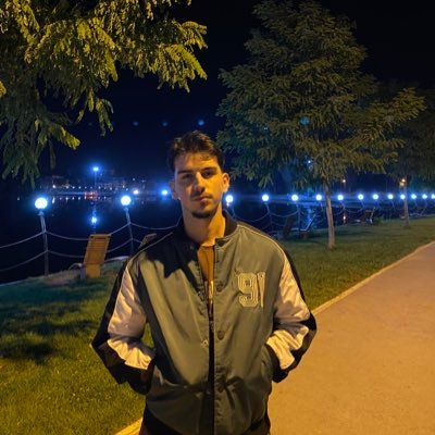 VitoSccaletta's profile picture. ölüm var fazla takılmayın ,bu hayatta yanlızca ibadet edin hadid’20
