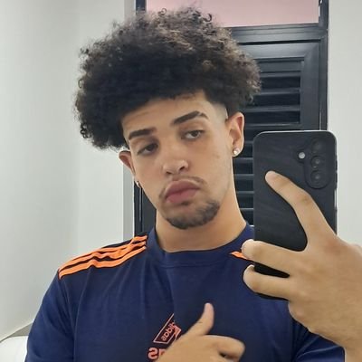 Mais um Vira-Lata Latino-Americano 👑 https://t.co/fZv8XjofXz