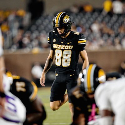 5⭐️ 10th 🇺🇸25’ Chris Sailer Ranked Kicker/Punter Height: 6’3 200lbs 3.52gpa -Email: meyerr25@puhsd.k12.ca.us 2023 PVL All league kicker