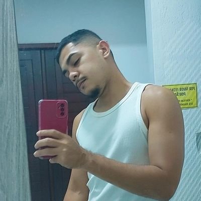 saviosza's profile picture. essa brincadeira é pouco pra o que eu penso