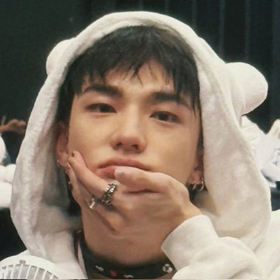 • 00’s : ¡ ㅤㅤㅤ𝗯𝗹𝗼𝗼𝗱 𝗱𝗿𝗶𝗻𝗸𝗲𝗿 ﹙𝑣𝑖𝑒.﹚ ─── 𝘃𝗮𝗺𝗽𝗂𝗋𝖾 𝐇𝐇𝐉 ✸ ꒰ @BTS_twt ∿ @Stray_Kids ∿ @ATEEZ_official ꒱