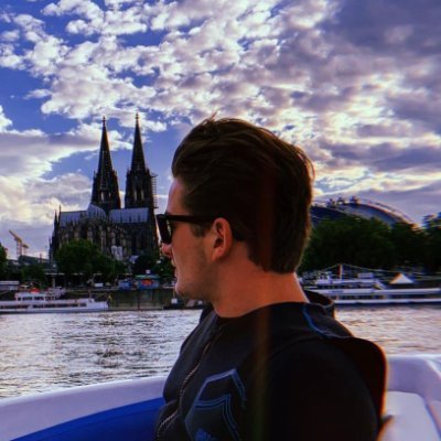 Digital nomad building the future of remote work | SaaS enthusiast | 26🇺🇸