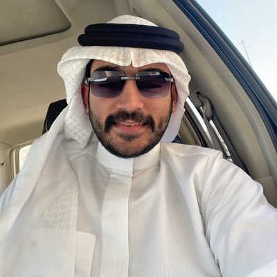اللهم مد في عمر والديّ وارزقهم الصحة والعافيه 🙌🏻🧡.| طالب طب و جراحة عامة 👨🏻⚕️🇰🇼 و محب للقصيد و الكتاب ✍️ 🐎