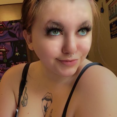 I’m 25, PNW thick baddie with a fatty. big tits and a wet clit. only place I DM is OnlyFans & Fansly🖇️⬇️⬇️. Feelin like sending a tip or gift? Throne me