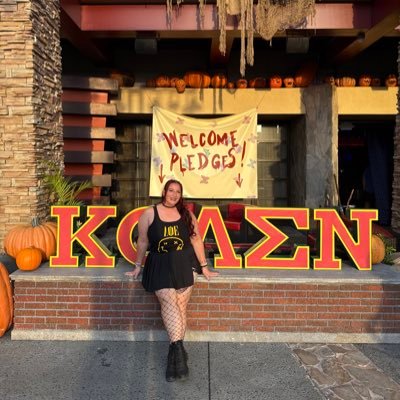 Disney Princess. Stage Manager. For the Resistance. Halloween is my whole personality. ΔΦΕ. She/her. Views are my own.