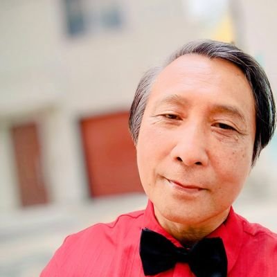 国立音大卒。経歴 音大生の頃に㈱小学館 女性セブン編集者にスカウトされ同誌でブライダルモデルデビュー。扉の表紙から8ページ飾る。その後多数の広告に出演。CAを経てFモデルエージェントのオーナーとなり併用して某欧州駐日大使館勤務併せて2025年スカウトを数度されまたモデル、俳優、SNSトップコメンテーターとして活躍中