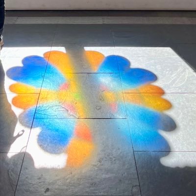 最推しは我が子!子を全力で応援する旅好き母&もがき苦しみながらも生きる子。ポンコツ親子の2人3脚な日々。母🇭🇰🇻🇳🇰🇭🇺🇿🇹🇯母子🇪🇸🇰🇷母はChevonOddRe:くるりetc子(絵描き)はキタニタツヤetc聴いたりLive参戦したり+映画・アニメ・マンガ・ゲーム・読書・美術鑑賞・語学学習